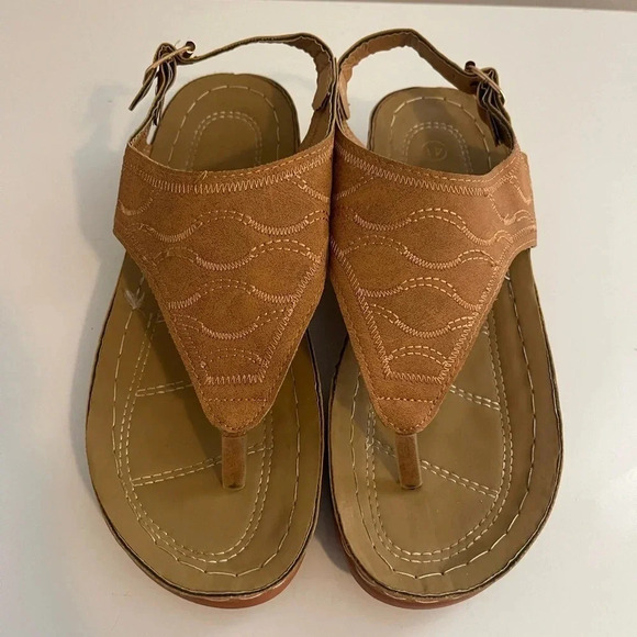 Faux suede sandals size 41 - Picture 1 of 8